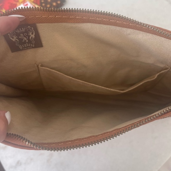 PRATESI FIRENZE CLUTCH BAG WITH WRISTLET!! Clean gorgeous - Picture 5 of 7